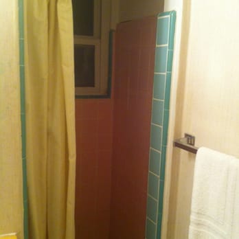 San Juan Inn - Tiny burny shower - Hotels Near Me - Mexican Hat, Utah