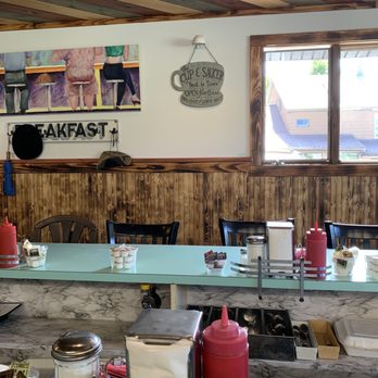 Cup N Saucer Restaurant - Breakfast & Brunch Near Me - Wilmington, Vermont
