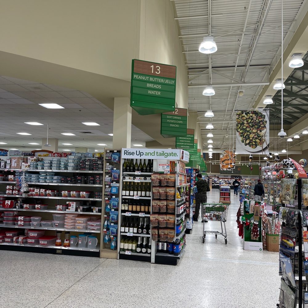 Publix - the inside of a grocery store - Grocery Near Me - Snellville, Georgia