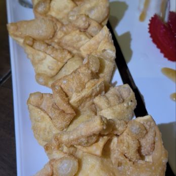 altThai - Crab Rangoon (5) - Thai Near Me - Arlington Heights, Illinois