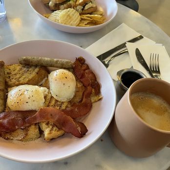 Cafe Mong - Good Food, thats whats on this picture!! - Breakfast & Brunch Near Me - Las Vegas, Nevada Cafe Mong - Good Food, thats whats on this picture!! - Breakfast & Brunch Near Me - Las Vegas, Nevada