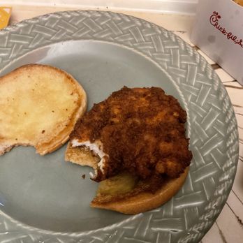 Chick-fil-A - Fast Food Near Me - Edmonton, Alberta