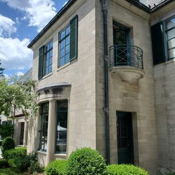 Concordia University - Admissions Office on Grounds