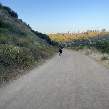 Skyline Drive Trails - Hiking Near Me - Corona, California