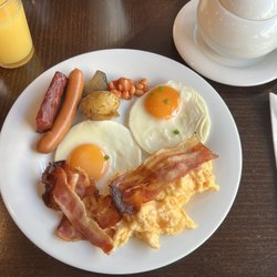Farmer's Market Bar & Grill - Breakfast