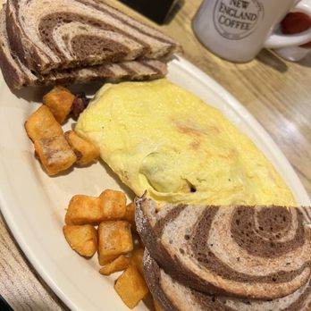 Paul's Diner - Jennifer's omelette. - Diners Near Me - Westford, Massachusetts Paul's Diner - Jennifer's omelette. - Diners Near Me - Westford, Massachusetts