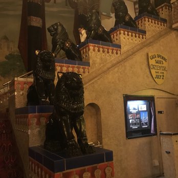 Oriental Theatre - Cinema Near Me - Milwaukee, Wisconsin