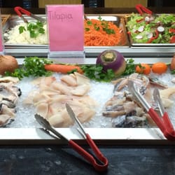 Asia Palace - Raw seafood table for wok and grill 3