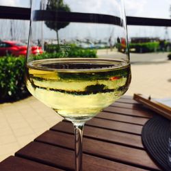 Santé Weinlounge - Weingenuss mit Blick auf den Yachthafen