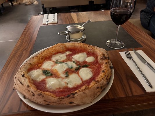 Pizza Nuova by null
