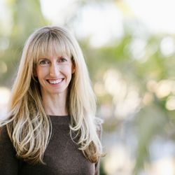 Castle Funding Corp. - Alyssa Soles, Ventura based mortgage broker and owner of Castle Funding