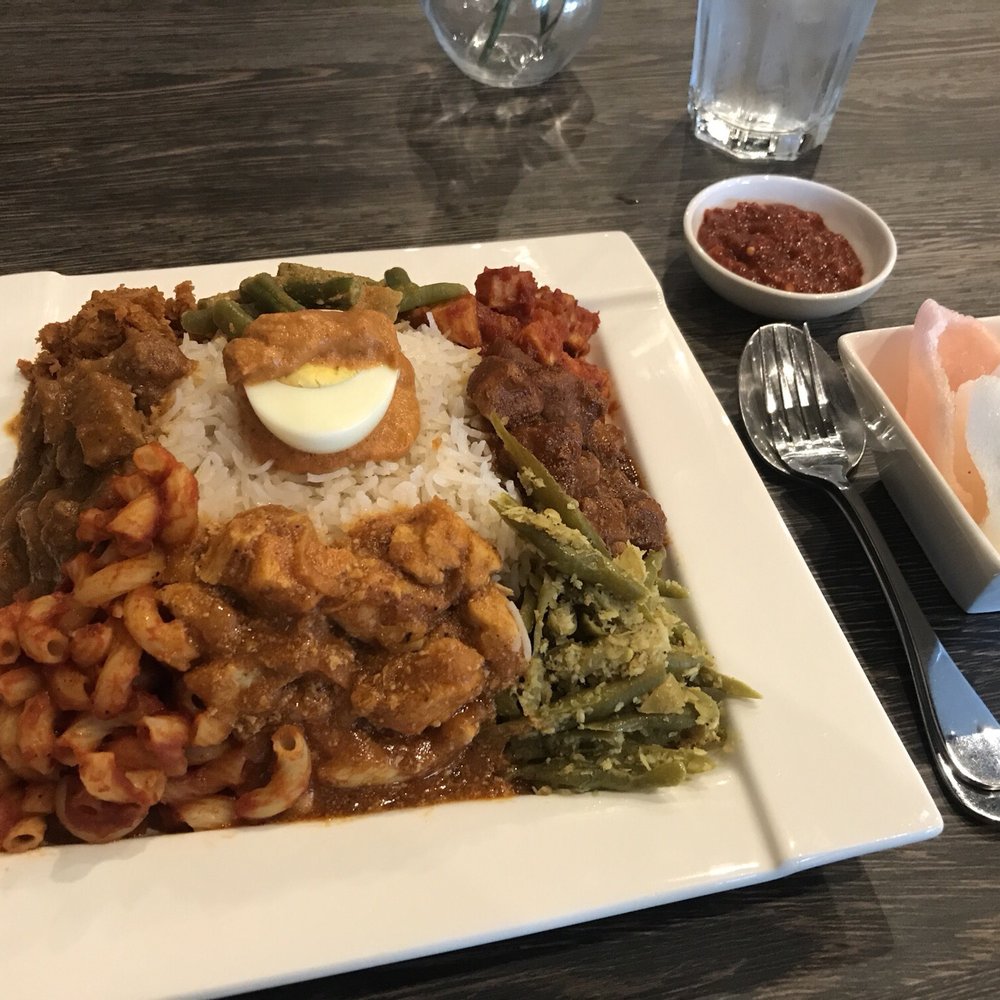 Worlds Magic Restaurant - Indonesian Near Me - Orlando, Florida Worlds Magic Restaurant - Indonesian Near Me - Orlando, Florida