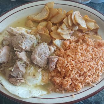 Cafe Leon Mexican Restaurant - Chili Verde and eggs - Mexican Near Me - Fresno, California Cafe Leon Mexican Restaurant - Chili Verde and eggs - Mexican Near Me - Fresno, California