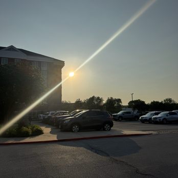 Hilton Garden Inn Independence - Hotels Near Me - Independence, Missouri