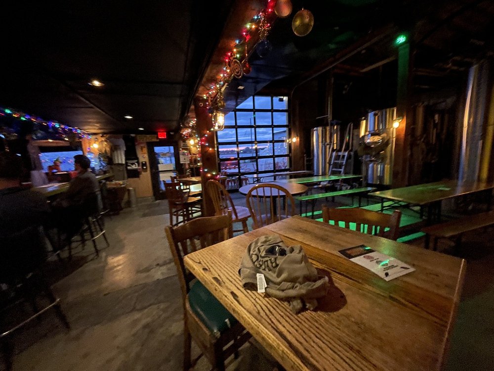 REJECTS BEER 85 Photos & 17 Reviews 124 Aquidneck Ave, Middletown