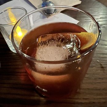 1919 - Manhattan - Cocktail Bars Near Me - Portland, Oregon