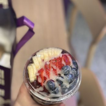 Oakberry Acai - Acai Bowls Near Me - Huntington Beach, California