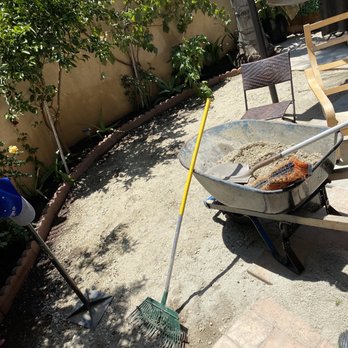 Keo's Colima Tacos - a wheelbarrow in a backyard - Caterers Near Me