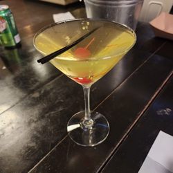 Madison Crab House - Apple tini... ok. little alcohol