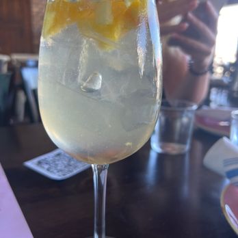 La Cañita Bayside - White sangria - Cuban Near Me - Miami, Florida La Cañita Bayside - White sangria - Cuban Near Me - Miami, Florida