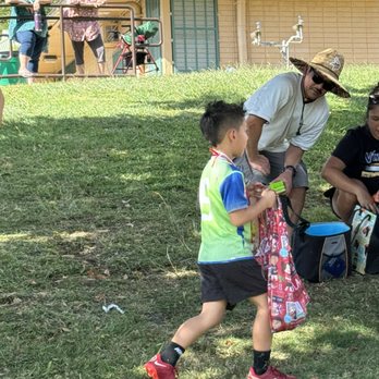Palolo Valley District Park - Kiddies passed out goodies to their teammates and they got their goodie bag of snacks from family whose turn it was. - Parks Near Me - Honolulu, Hawaii Palolo Valley District Park - Kiddies passed out goodies to their teammates and they got their goodie bag of snacks from family whose turn it was. - Parks Near Me - Honolulu, Hawaii