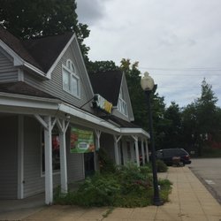 Laconia Subway -- 585 Union Avenue, Laconia Storefront