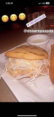 Dos Arepas - Venezuelan Kitchen by null