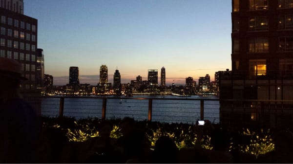 Loopy Doopy Rooftop Bar by null