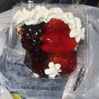 Pieloon - Fruit cheesecake that's $9.11 lol - American Near Me - Downey, California Pieloon - Fruit cheesecake that's $9.11 lol - American Near Me - Downey, California