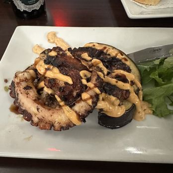 Mi Bella Restaurante - Grilled octopus - Salad Near Me - Branford, Connecticut