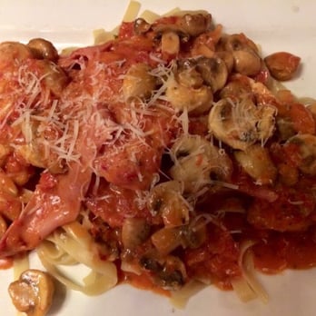Villa Francesca - Pollo Michelangelo - Italian Near Me - Boston, Massachusetts Villa Francesca - Pollo Michelangelo - Italian Near Me - Boston, Massachusetts