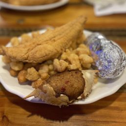 Fried Admiral's Seafood Platter minus the chewy oysters!