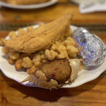 Captain Tom's - Fried Admiral's Seafood Platter minus the chewy oysters! - Seafood Near Me - Kernersville, North Carolina