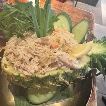 Lemongrass Brooklyn - Pineapple fried rice - Thai Near Me - Brooklyn, New York Lemongrass Brooklyn - Pineapple fried rice - Thai Near Me - Brooklyn, New York