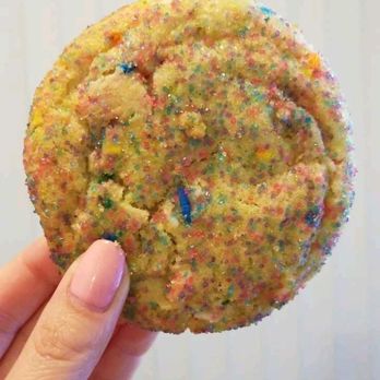 Fluff Bake Bar - Unicorn Bait Cookie - Bakeries Near Me - Houston, Texas