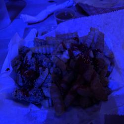Harold's Chicken & Ice Bar - Duluth - Gizzards and fries