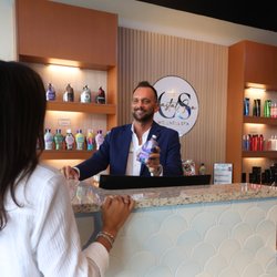 Coastal Sun Spa - Meet the friendly Coastal Crew at Coastal Sun Spa in Edgewater, MD! We're here to help you with all your tanning and wellness needs.