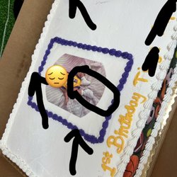 Vons - My sons picture was cracked all the up to his neck and the picture paper was wrinkled..