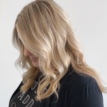Meraki Salon - Hair by Taylor Papp IG @taylorpapp_ - Hair Salons Near Me - Parker, Colorado