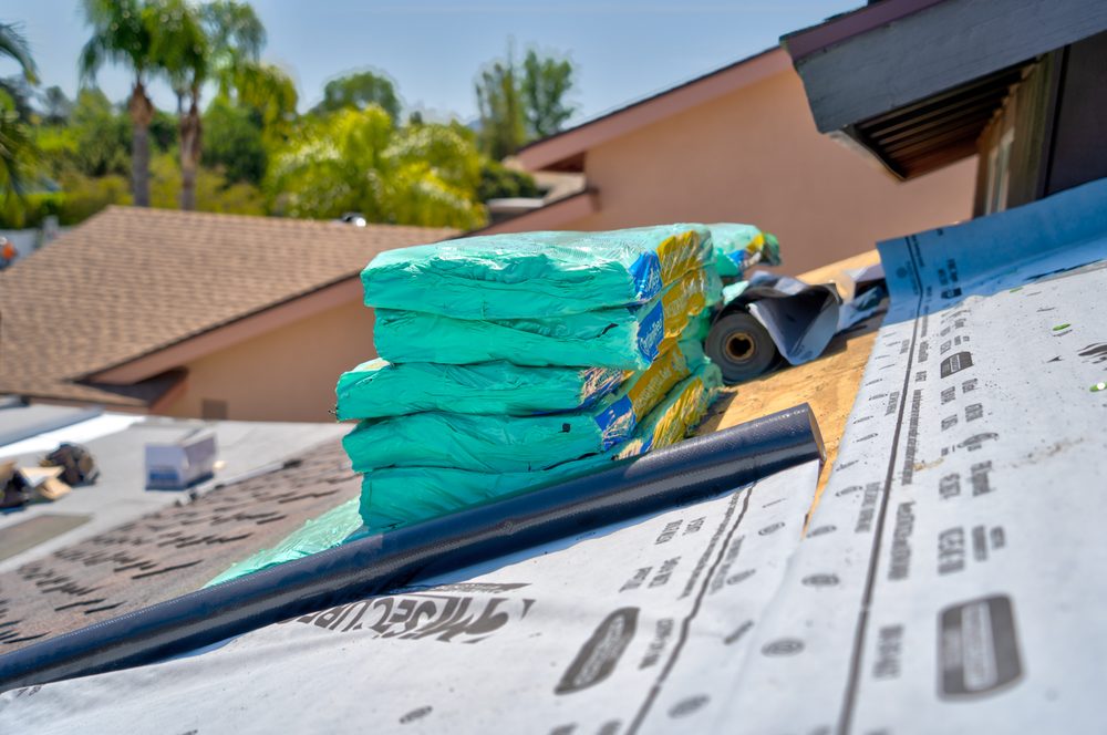 Slide of Elite Roofing