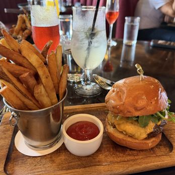 A Crystal Cove - Cheese burger & fries - New American Near Me - Newport Beach, California