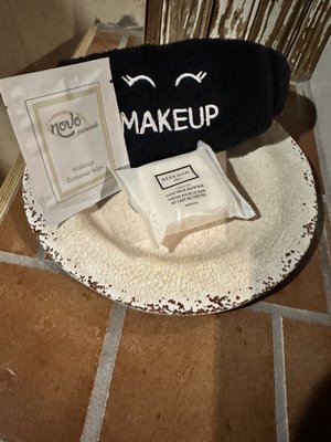 Cotton Gin Village by null