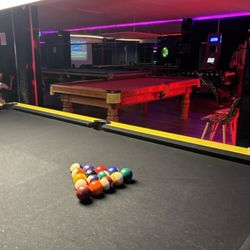 Heeger Billiard Club