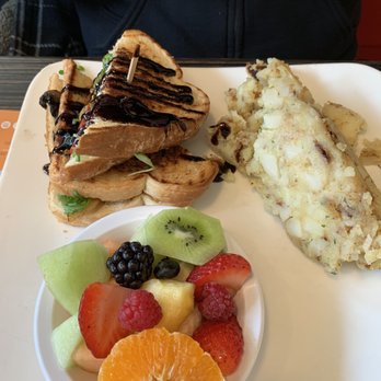 Allô! Mon Coco - Breakfast & Brunch Near Me - Montreal, Quebec Allô! Mon Coco - Breakfast & Brunch Near Me - Montreal, Quebec