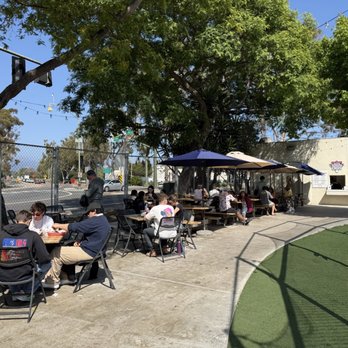 East Beach Tacos - Seating area. - Tacos Near Me - Santa Barbara, California East Beach Tacos - Seating area. - Tacos Near Me - Santa Barbara, California
