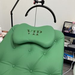 VIP Lashes & Brows Center - Lash bed