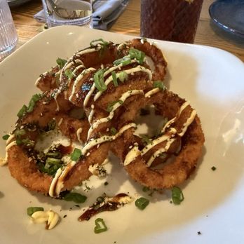 Sparrow Bar & Restaurant - onion ring appetizer - Bars Near Me - New Milford, Connecticut