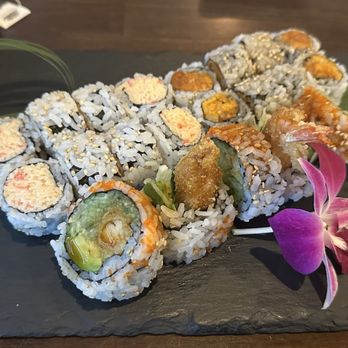 Ginger Bistro - Lunch combo 3 rolls for $16.99 - Sushi Bars Near Me - St. Augustine, Florida Ginger Bistro - Lunch combo 3 rolls for $16.99 - Sushi Bars Near Me - St. Augustine, Florida