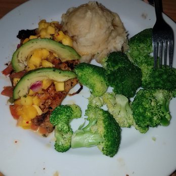 Chili's - Mango chicken - American Near Me - Miami, Florida Chili's - Mango chicken - American Near Me - Miami, Florida