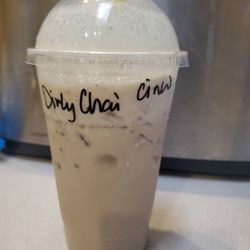 Yellow Leaf Coffee - Dirty Iced Chai Tea Hands down my favorite Coffee joint. Fast, Efficient & very kind service!